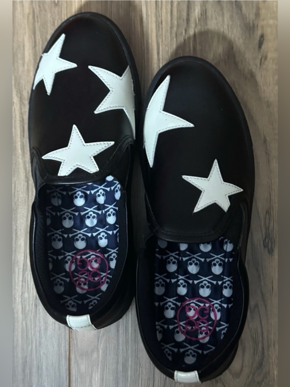 G/FORE Star Slip-On Disruptor golf shoes in the "Onyx" black and white 8.5
